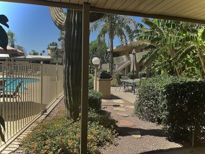Located in The Heart of Old Town Scottsdale w/ Seasonally Heated Pool!!