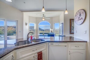 Luxury House | Private kitchen | Full-size fridge, microwave, oven, stovetop