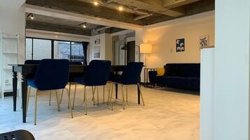 Premium Apartment | 1 bedroom, desk, iron/ironing board, free WiFi