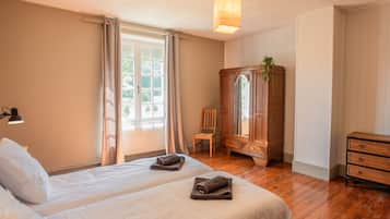 3 chambres, accĂšs Internet