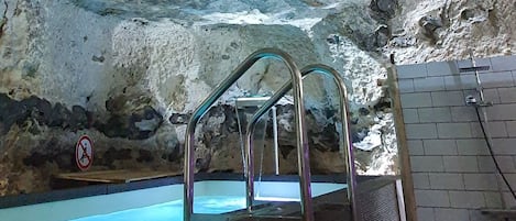 Piscina | Piscina coperta, una piscina riscaldata