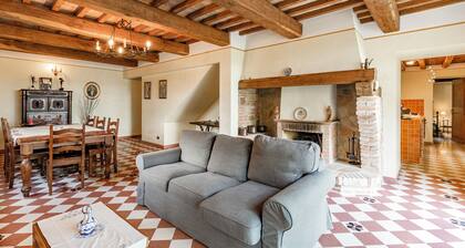 Quercia 4 Apt Close By to Montepulciano