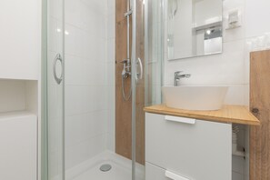 Bathroom - Stylish Studio Ochota by Renters (Warsaw)