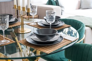 스탠다드 아파트 | 객실 내 식사 공간