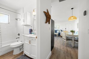 Imagen sin descripción, 4 de 33, botón