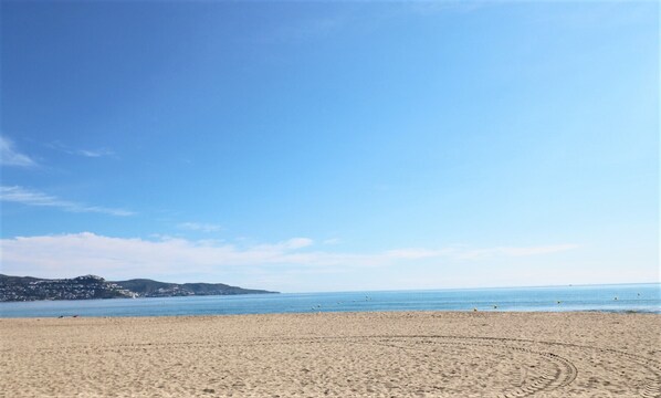 Beach - MARENOSTRUM RESERVOIR Empuriabrava - INTERimmo (Empuriabrava)