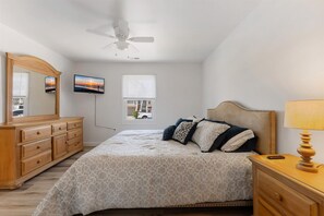 3 bedrooms, iron/ironing board, WiFi - 3 bedroom accommodation in Wildwood (Wildwood)