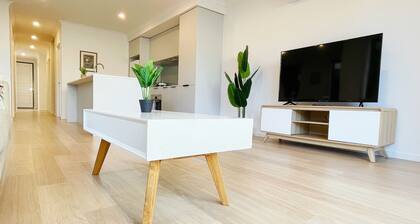 Casey Green Townhouse by GoodLive