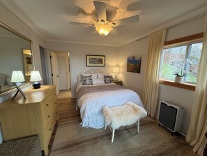 4 bedrooms, iron/ironing board, free WiFi, bed sheets - Blowing Rock Home The Aspen - 100 Mile View (Blowing Rock)