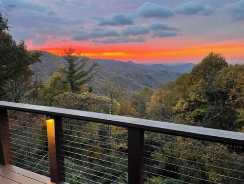 Blowing Rock Home The Aspen - 100 Mile View