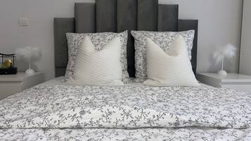 1 chambre, fer et planche Ă repasser, Wi-Fi, draps fournis