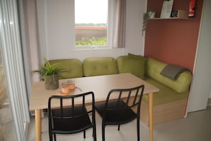 Interior - Lovely chalet in Schoonloo with patio (Schoonloo)
