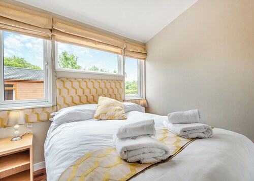 Stylish luxury lodge with hill view.