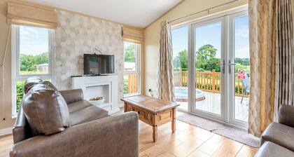 Oak Place (Partial Lake View)