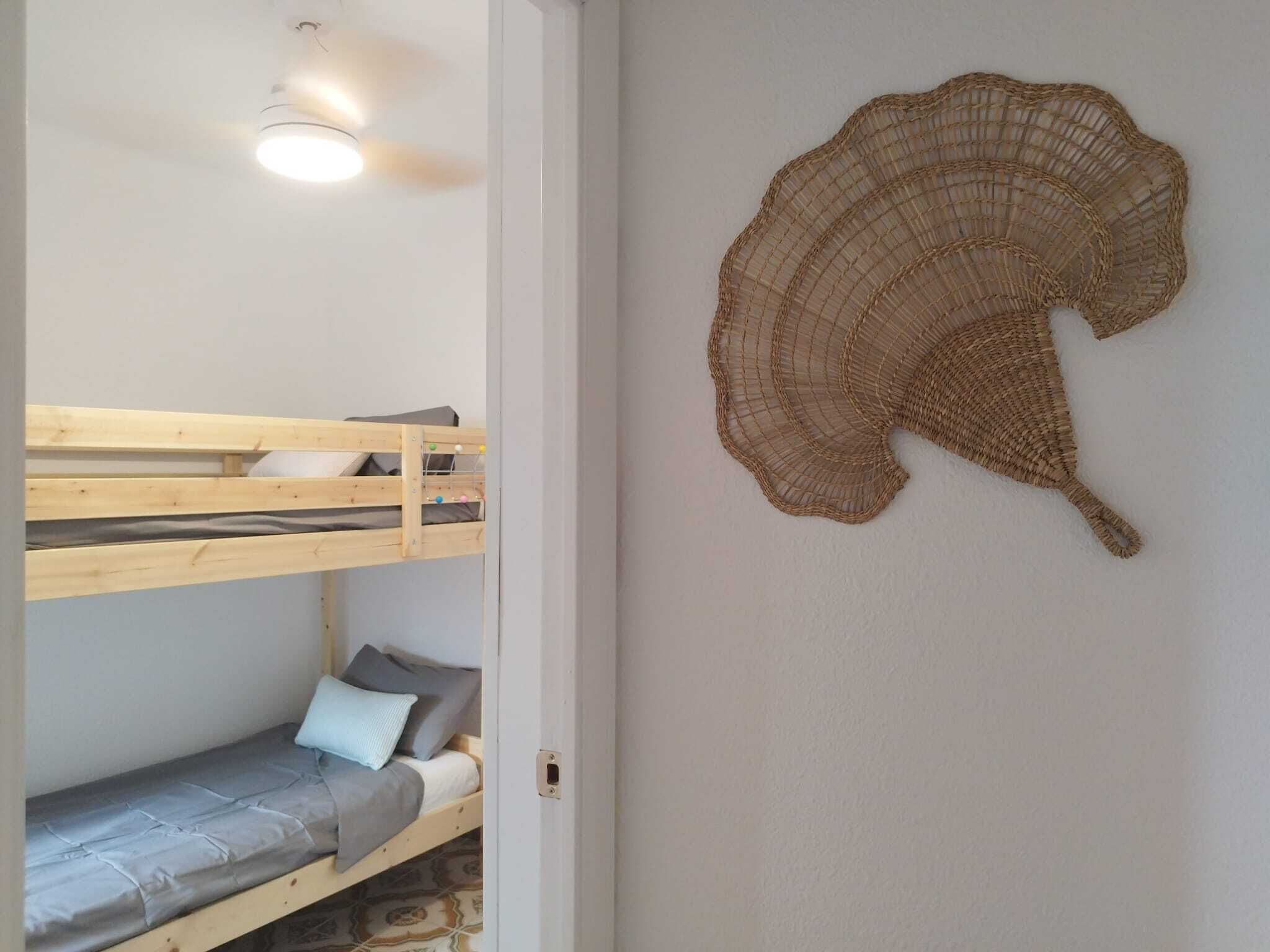 4 slaapkamers, een strijkplank/strijkijzer, wifi, beddengoed