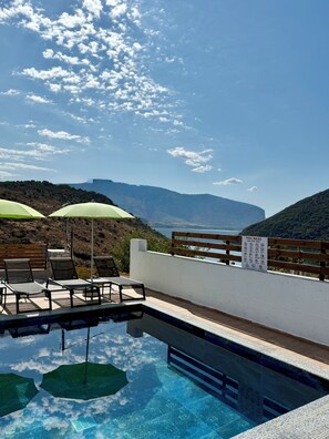 Front of property - Galaxy Hotel (Ksamil)