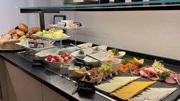 Colazione a buffet inclusa, servita tutte le mattine