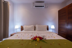 1 Schlafzimmer, Schreibtisch, laptopgeeigneter Arbeitsplatz