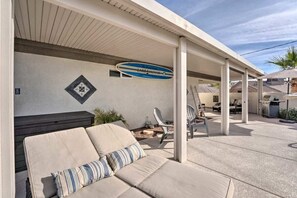 Terrace/patio - Idyllic Lake Havasu Home w/Patio, Large Pool & Spa (Lake Havasu City)