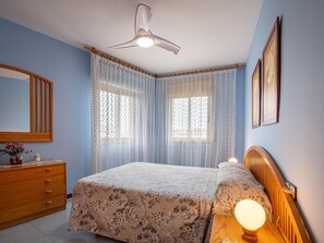 2 makuuhuonetta, ilmainen Wi-Fi, vuodevaatteet, pääsy pyörätuolilla