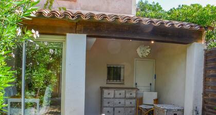 Charmant mazet avec climatisation, proche plages de Saint-Tropez