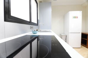 Microondas y tostadora 