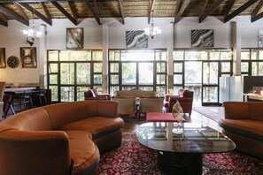 Interior entrance - Rosewood Country Lodge (Rustenburg)