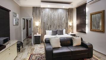 Suite Eksekutif | Brankas, meja kerja, Wi-Fi gratis, dan seprai linen