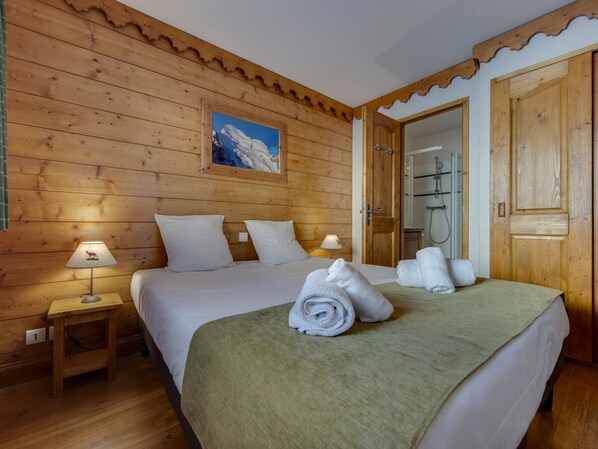 3 bedrooms, free WiFi, bed sheets