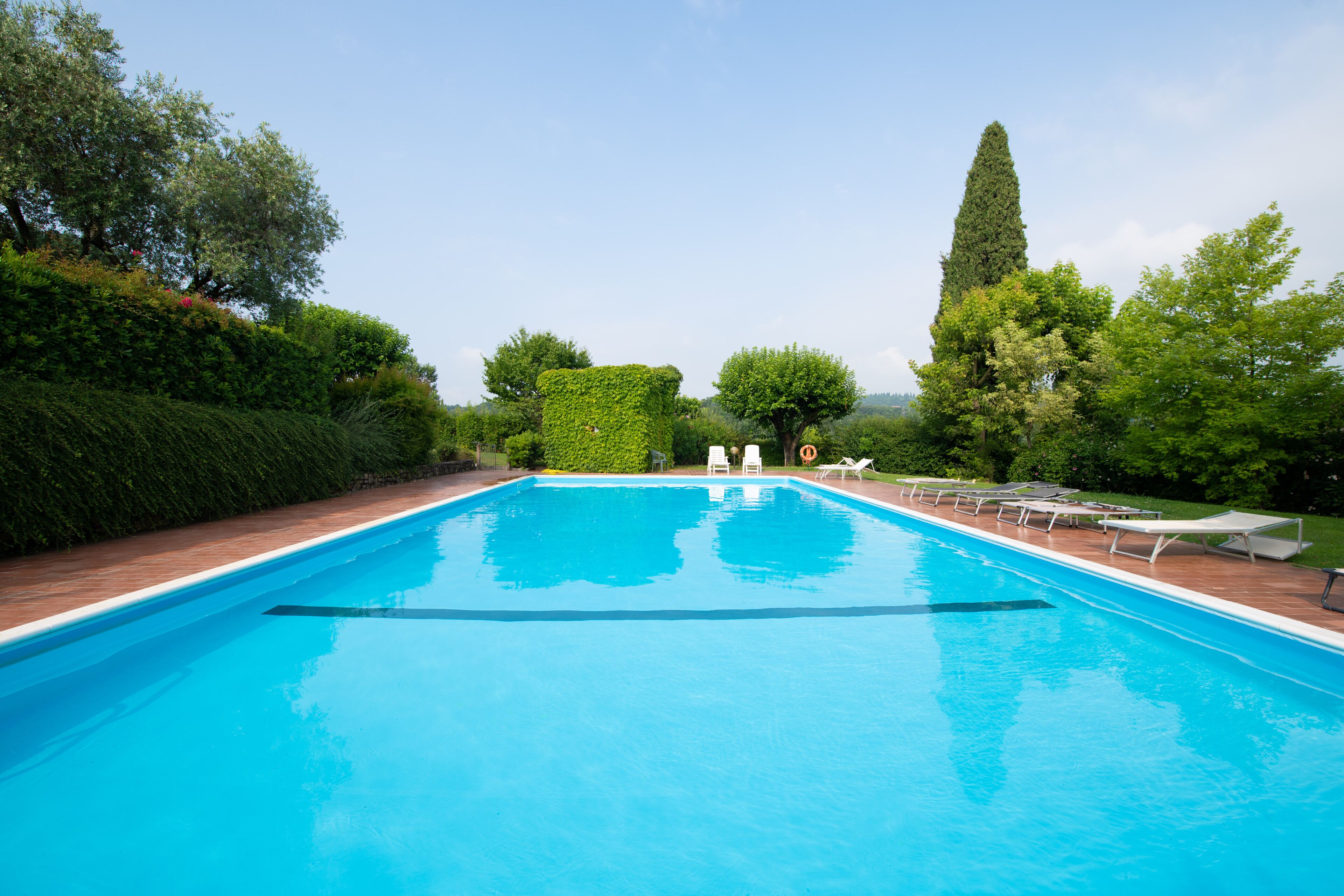 Piscina externa sazonal