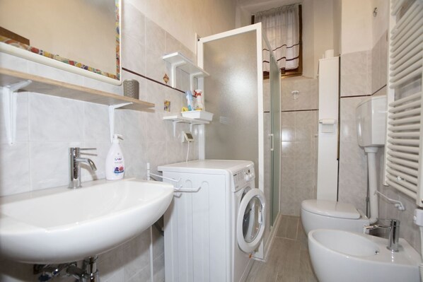 Shower, bidet