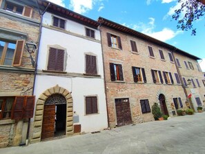 Exterior - 1 Bedroom Apartment in Citerna (Citerna)