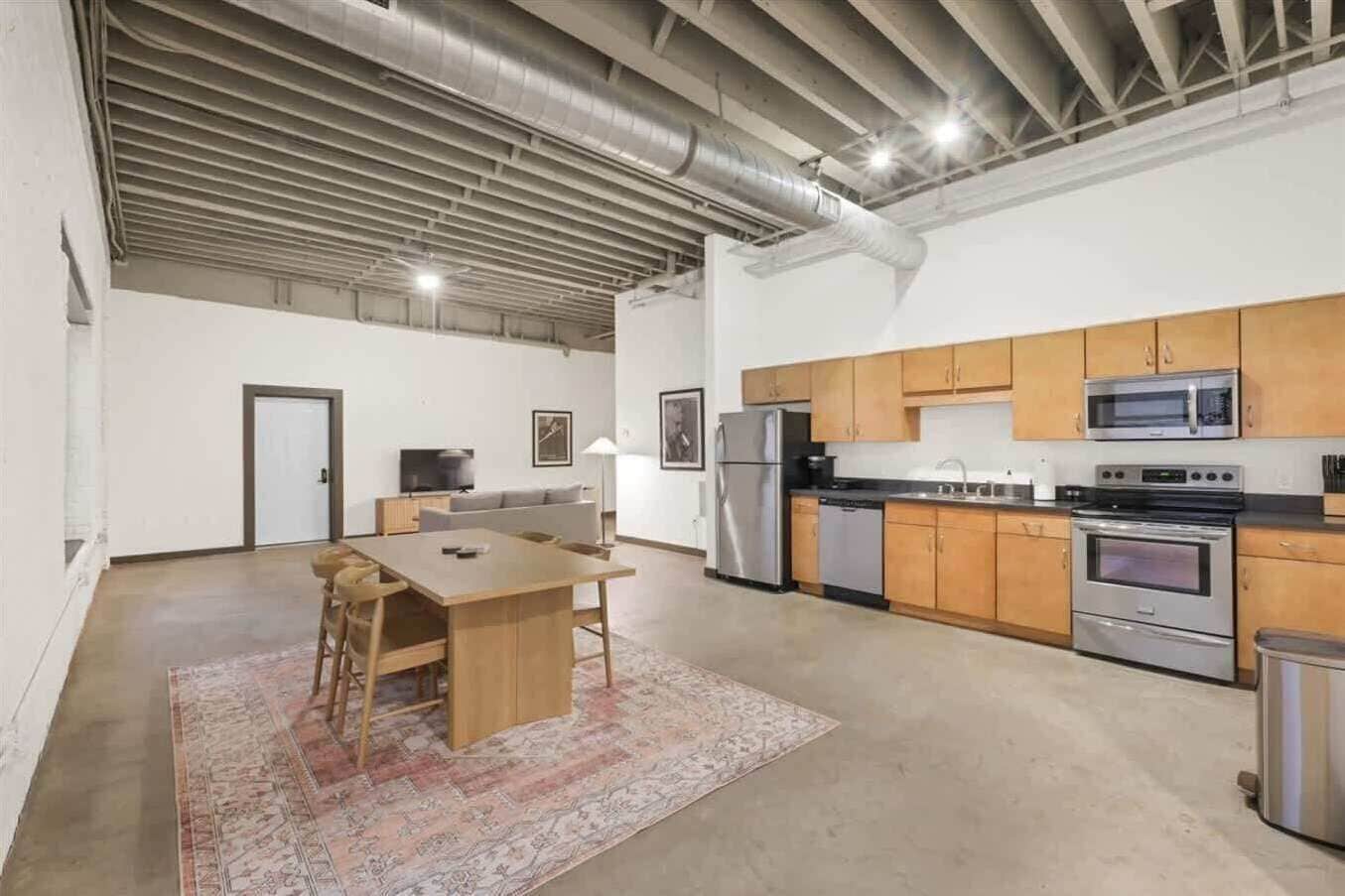 Kühlschrank, Ofen, Herdplatte, Geschirrspüler