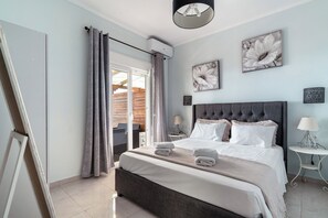 2 bedrooms, iron/ironing board, free WiFi, bed sheets