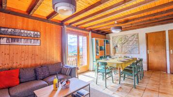 TV, peis og DVD-spiller