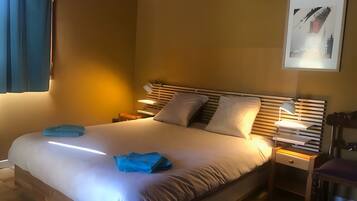 4 多间卧室、熨斗/熨衣板、免费 WiFi、床单