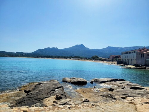 En CORSE Appartement neuf T2, Bord de mer, Balagne, Calvi, Ile Rousse, Algajola
