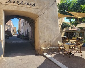Restauration extérieure
