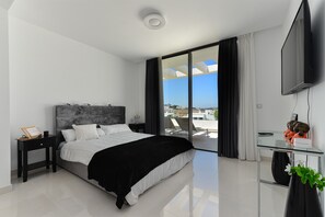 4 camere, Wi-Fi gratuito, lenzuola