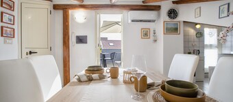 Apartment 'Isola Di Giava Holiday' with Private Terrace, Wi-Fi & Air Conditioning