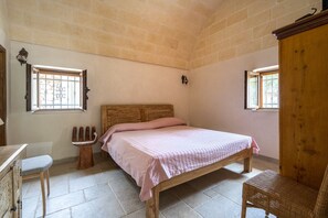 4 Schlafzimmer, Bügeleisen/Bügelbrett, kostenloses WLAN, Bettwäsche