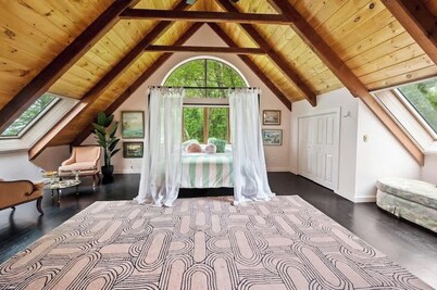 Catskill Estate epic views, hot tub