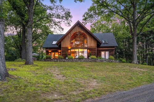 Catskill Estate epic views, hot tub
