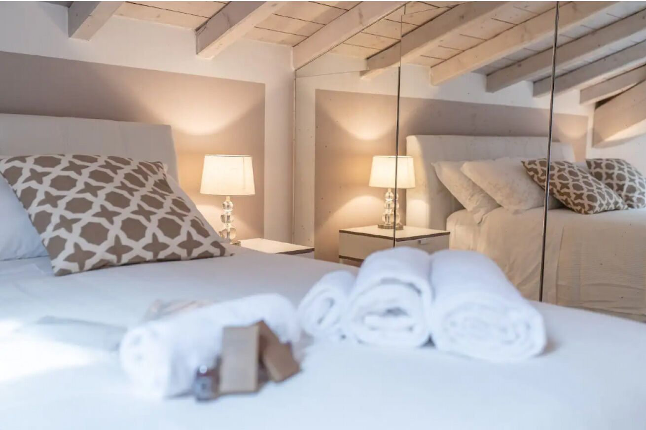 1 室のベッドルーム、WiFi、ベッドシーツ