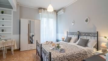 1 camera, Wi-Fi, lenzuola