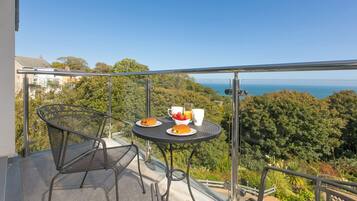 Cottage | Front of property