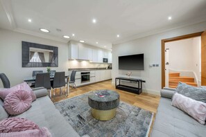 Televisión, oficina