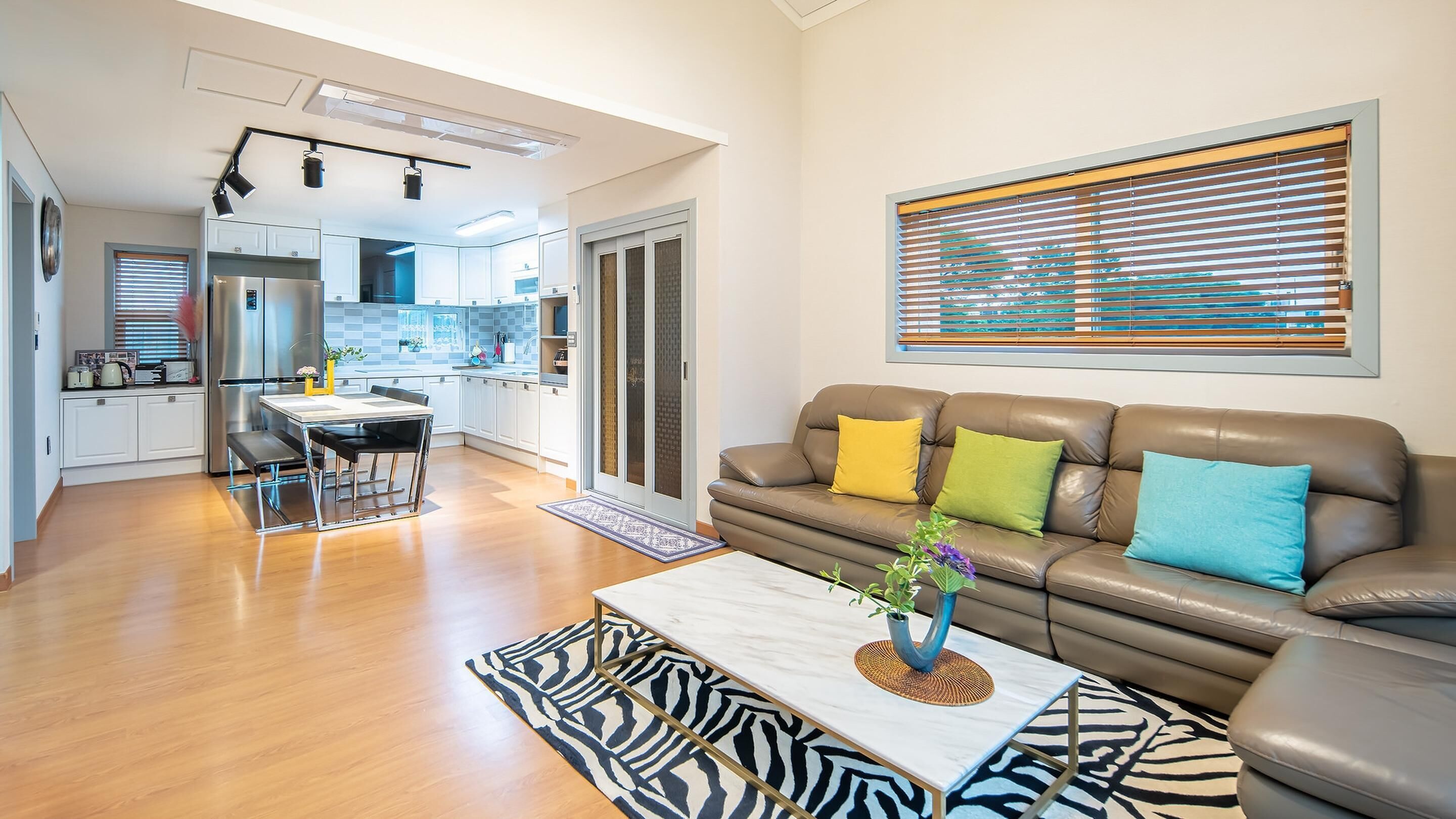 Basic Room, 3 Bedrooms (2floor  dandok dokchae) | 3 bedrooms, free WiFi