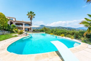 A heated pool - VILLA SOLEILLA  VI4367 By Riviera Holiday Homes (Nice)