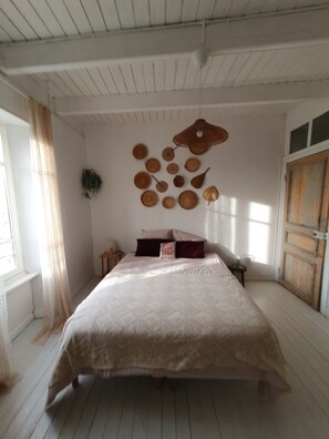 3 sovrum, strykjärn/strykbräda, resesäng och gratis wi-fi